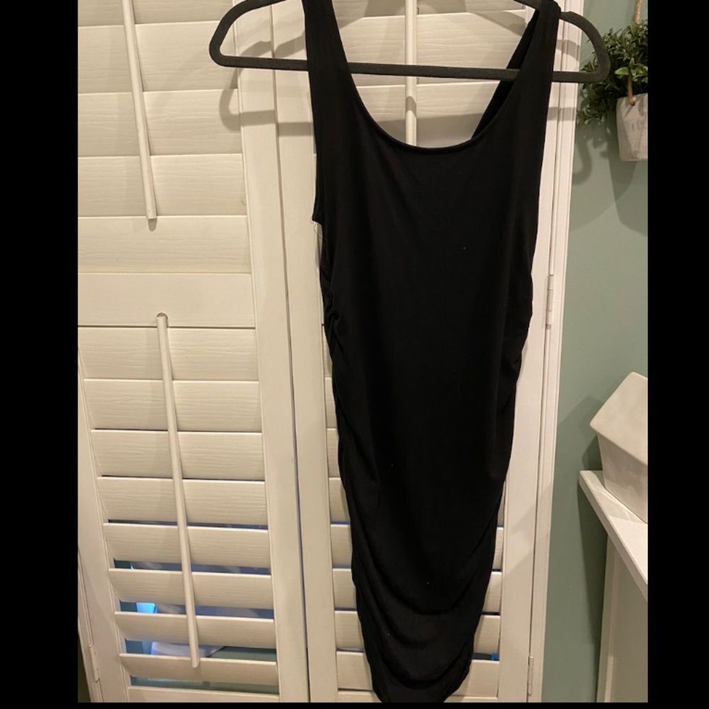 Black Fitted Dress with ruching in the back